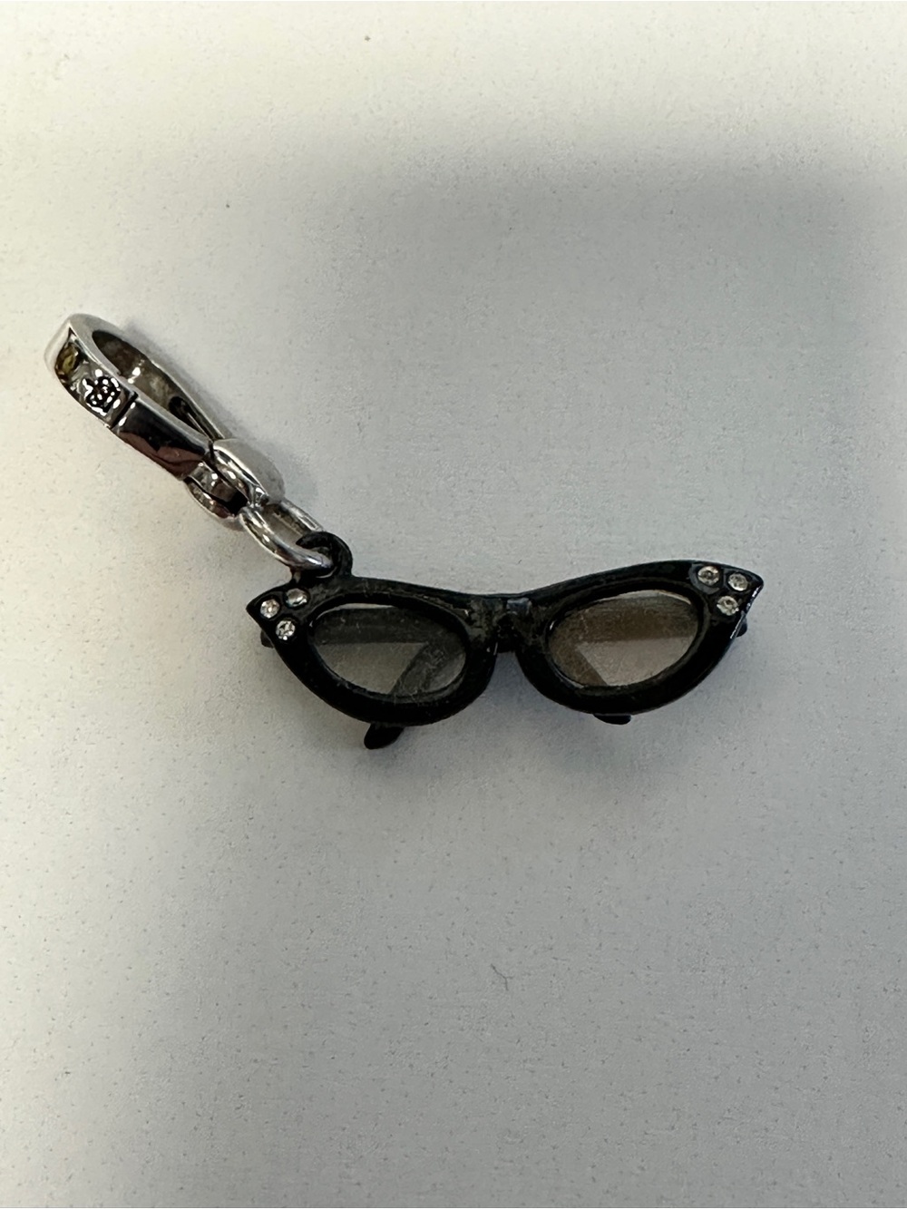 Rare Juicy Couture Cat Eye Black Glasses Crystals Bracelet Charm YJRU5460